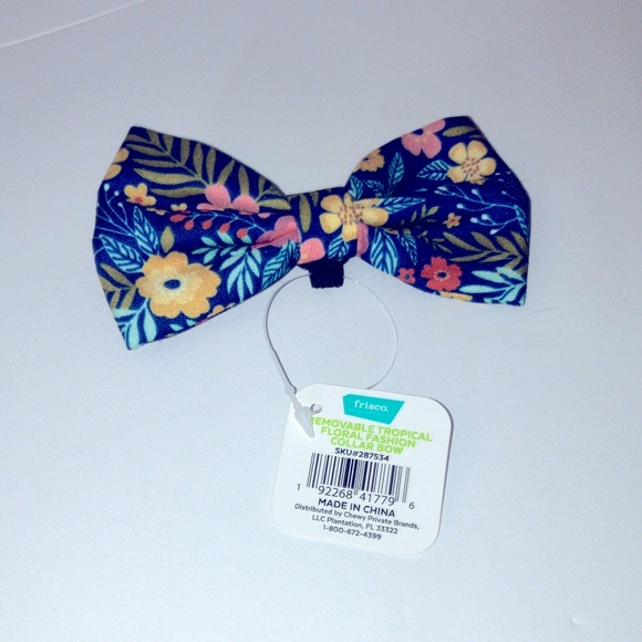 Blue Floral dog Bow Tie - Picture 1 of 1